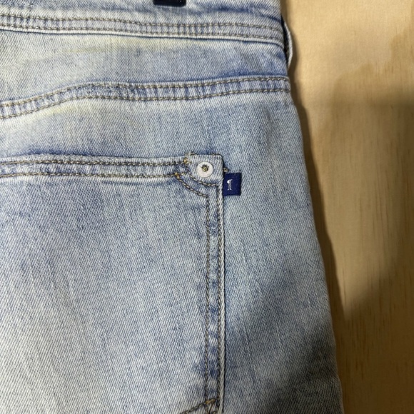 Pilcro By Anthropologie Slim Boyfriend Jeans Distressed Light Wash Size 28 - Picture 12 of 14